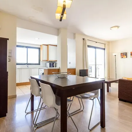 Realrent Calamora Ii *